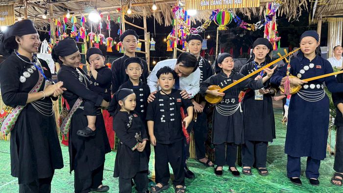 Những câu chuyện văn hóa bản địa đang mở ra nhiều lựa chọn cho du khách. Ảnh: Yến Bùi