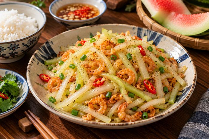 Cùi dưa hấu xào tôm khô
