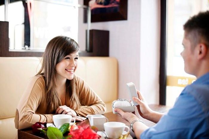 Ma Kết không phải tuýp yêu nhanh, yêu vội. Khi bước vào mối quan hệ, họ thường xem đó là một dự án dài hạn cần được đầu tư nghiêm túc. Ảnh minh họa