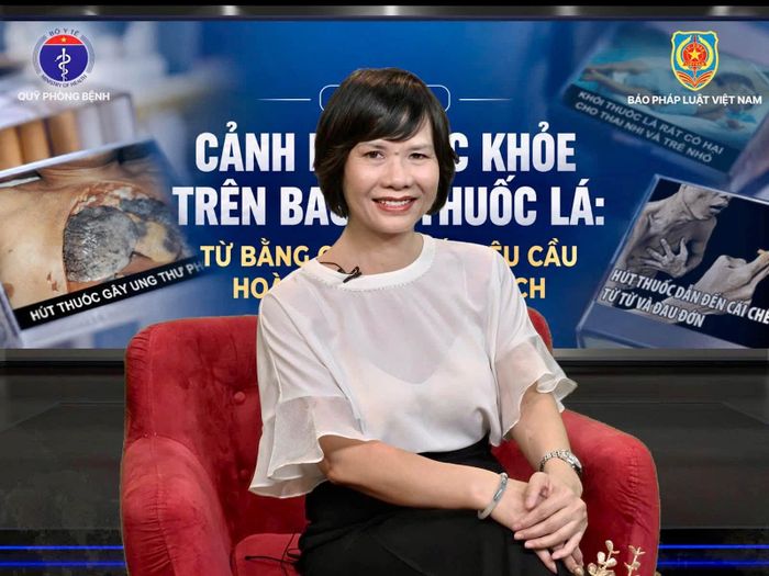 PGS.TS Lê Thị Thanh Hương, Phó Hiệu trưởng Trường Đại học Y tế Công cộng phát biểu. Ảnh: ĐHYTCC