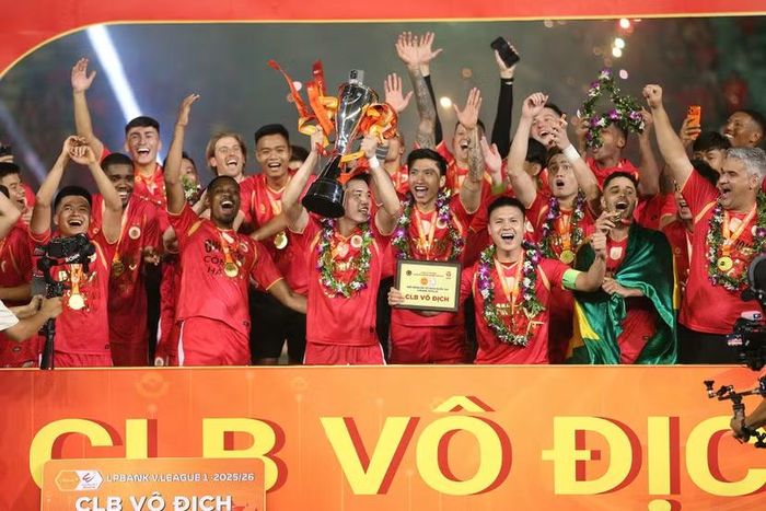  Chức vô địch V-League 2025/2026 một lần nữa khẳng định vị thế của Câu lạc bộ Công an Hà Nội trên bản đồ bóng đá Việt Nam 