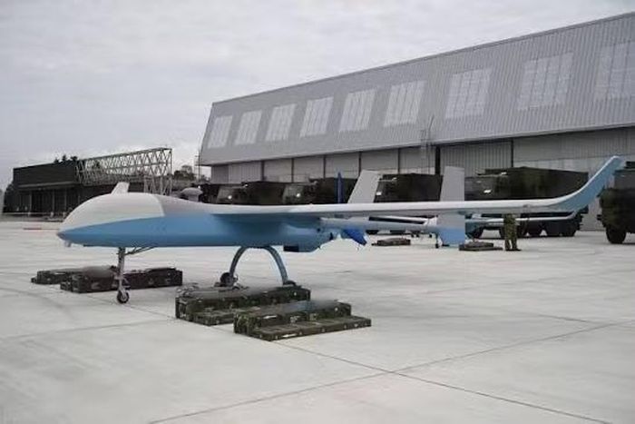 Trong khi đó CH-95 có tổng khối lượng chỉ 1 tấn và mang tải trọng tối đa 250 kg. Điều này nghĩa là tình hình ở Sudan chưa cho thấy sự vượt trội hoàn toàn của công nghệ UAV Thổ Nhĩ Kỳ so với Trung Quốc.