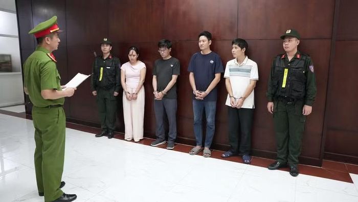 Các đối tượng bị bắt giữ