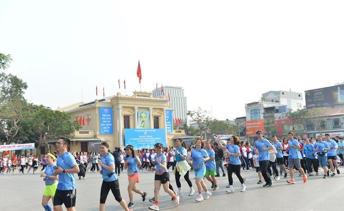 Hải Phòng tổ chức chạy đồng hành hưởng ứng phong trào