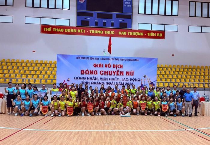 Giải Bóng chuyền nữ công nhân, viên chức, lao động tỉnh Quảng Ngãi năm 2026 tạo không khí thi đua sôi nổi