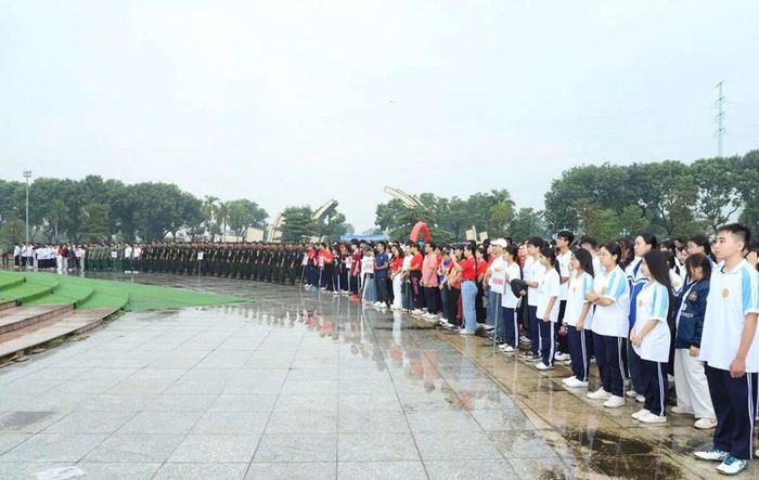 Hơn 5.000 người tham gia lễ phát động phong trào tập luyện thể dục, thể thao tại Thanh Hóa