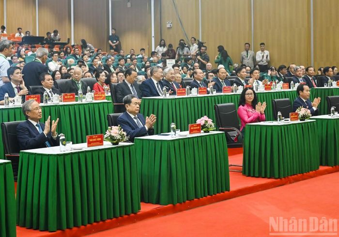 Chủ tịch Quốc hội Trần Thanh Mẫn và lãnh đạo Đảng, Nhà nước và các đại biểu dự lễ kỷ niệm. (Ảnh: DUY LINH)