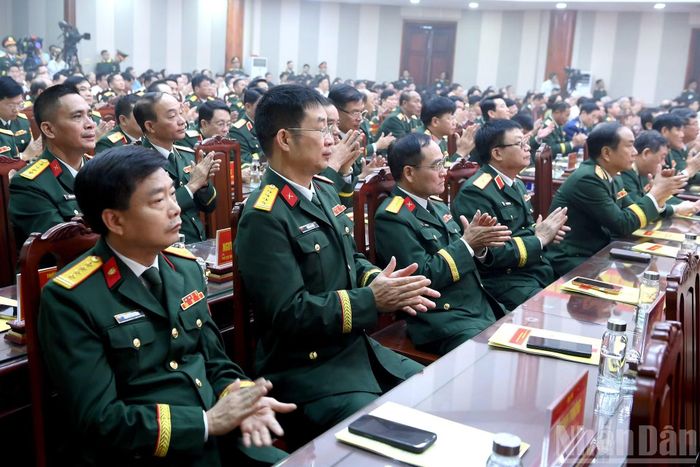 Các đại biểu dự lễ kỷ niệm.