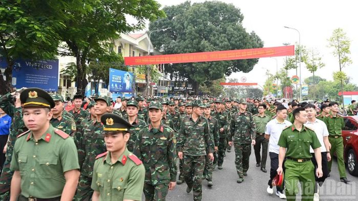 Việc duy trì tập luyện thể thao góp phần thắt chặt tình đoàn kết cộng đồng và xây dựng môi trường sống lành mạnh. (Ảnh: ĐT)