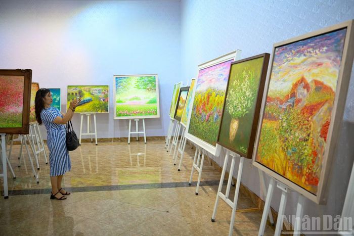  Sự kiện thu hút sự quan tâm sâu sắc của những người yêu văn hóa, nghệ thuật và du khách﻿ muốn tìm hiểu về bản sắc thủ đô. 