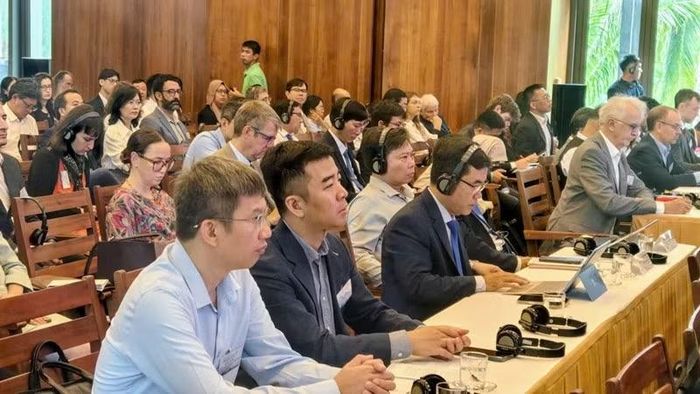 Các đại biểu tham dự hội thảo tại Trung tâm ICISE. (Ảnh: LƯƠNG TÙNG)