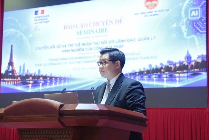 Phó Giáo sư, Tiến sĩ Đậu Hương Nam, Vụ trưởng Vụ Hợp tác quốc tế, Học viện Chính trị quốc gia Hồ Chí Minh phát biểu khai mạc. (Ảnh: Ban tổ chức)