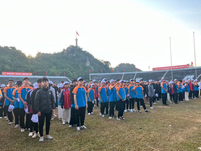 Học sinh Lạng Sơn tham gia sự kiện. (Ảnh: HOÀNG TÍNH)