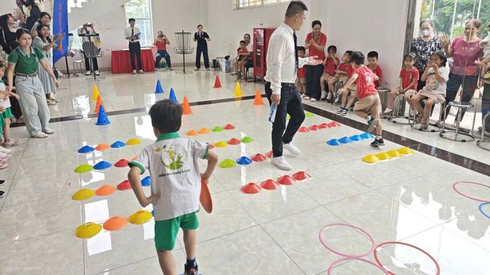 Gym kids (thể dục vận động dành cho trẻ em) (Ảnh: NAM SƯƠNG)