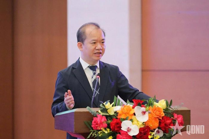 PGS, TS Bùi Hoài Sơn phát biểu. Ảnh: HỒ LONG