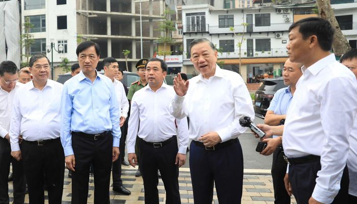  Tổng Bí thư, Chủ tịch nước Tô Lâm kiểm tra, chỉ đạo tại một công trình trọng điểm ở TP Hà Nội. Ảnh: QUANG THÁI 