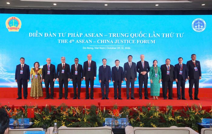  Lãnh đạo đoàn các nước chụp ảnh lưu niệm 