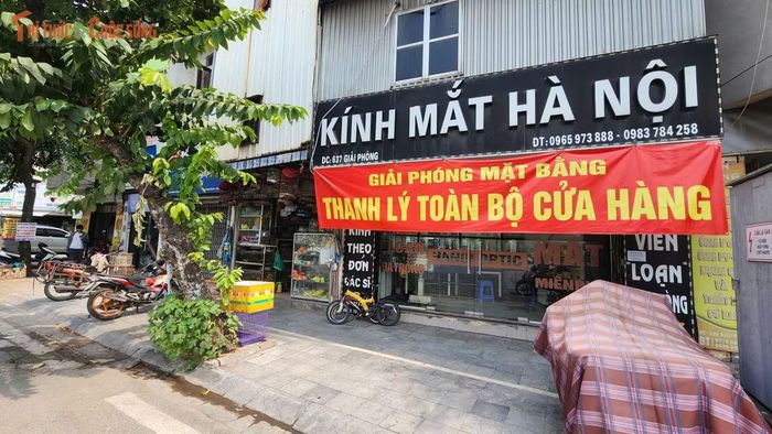 Các hộ dân cơ bản đều ủng hộ dự án đường huyết mạch phía nam của Hà Nội. Chủ nhà cho biết mức bồi thường đã được xác định và đồng ý. Ngoài việc thanh lý hàng hoá, nhiều nhà đã chuyển đồ đạc để chuẩn bị bàn giao mặt bằng.