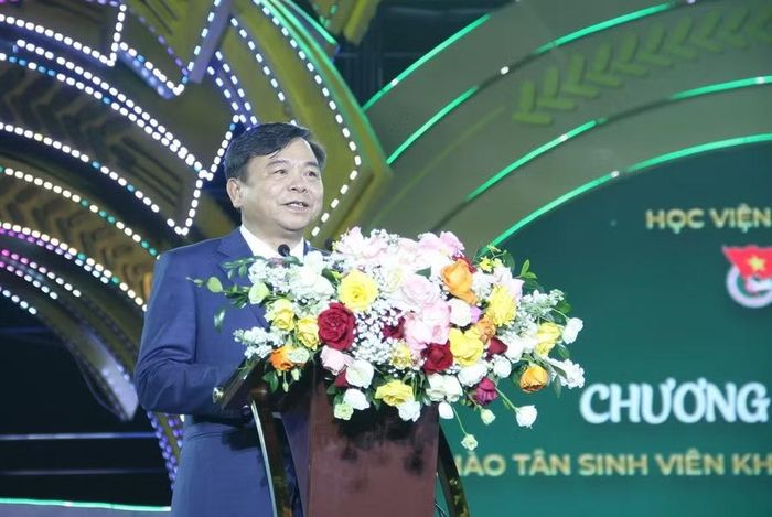 Thứ trưởng Bộ Nông nghiệp và Môi trường Nguyễn Hoàng Hiệp phát biểu tại chương trình. Ảnh: Mai Đan.