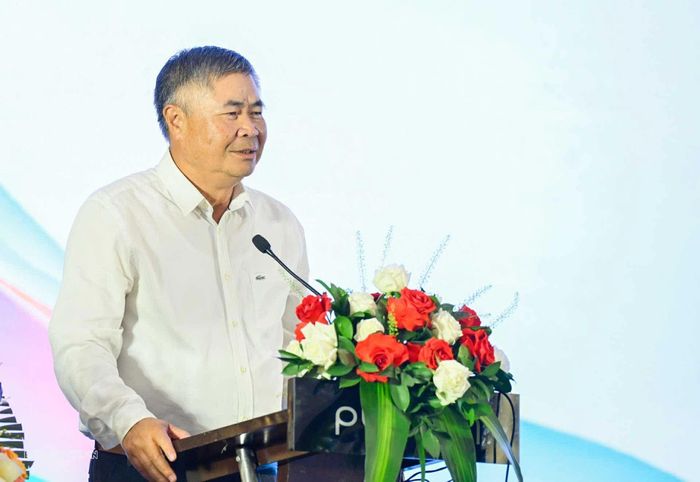 Nguyên Thứ trưởng Bộ Ngoại giao Đoàn Xuân Hưng chia sẻ tại buổi lễ. (Ảnh: Nguyễn Hồng)