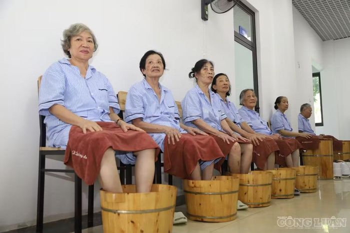 Với quy mô 20 giường, cơ sở tổ chức các hoạt động dưỡng sinh, rèn luyện thể lực, chăm sóc sức khỏe, ăn uống và nghỉ ngơi trong ngày.