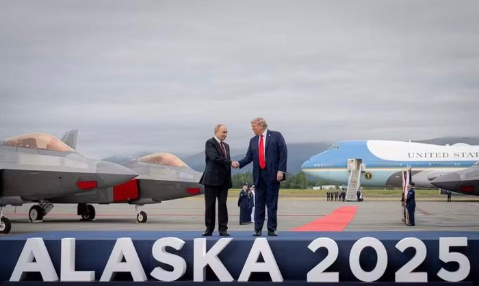 Tổng thống Nga Vladimir Putin và Tổng thống Mỹ Donald Trump tại Hội nghị Alaska 2025. Ảnh: Wikipedia