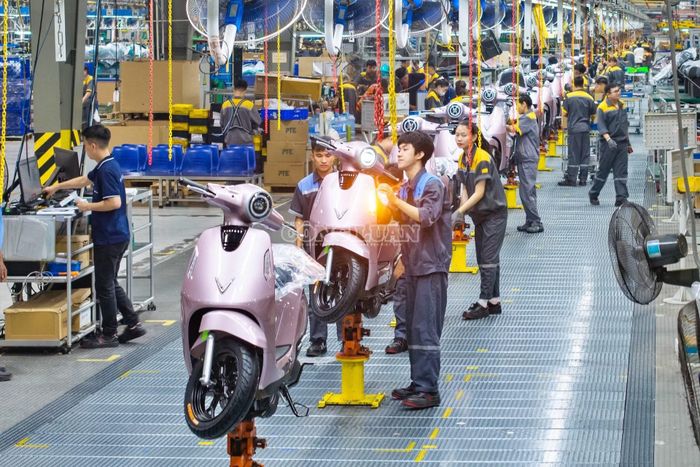 Dây chuyền sản xuất xe máy điện VinFast tại Hải Phòng.