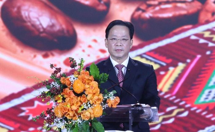 Ông Hoàng Văn Nghiệm - Bí thư Tỉnh uỷ Sơn La phát biểu tại lễ khai mạc (Ảnh: PV).