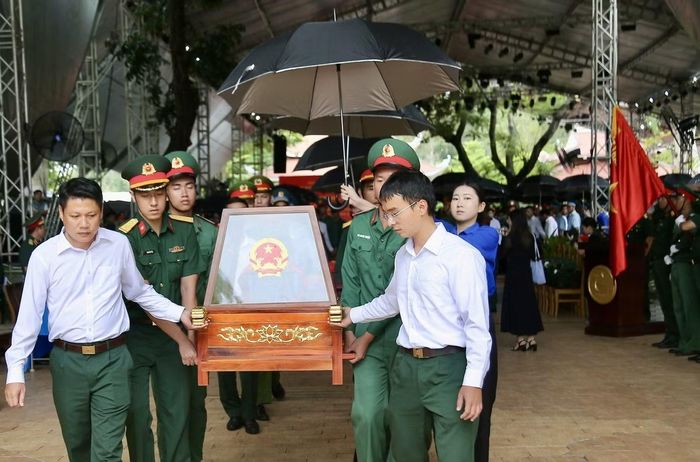 Buổi sơ duyệt nhằm kiểm tra, hoàn thiện công tác tổ chức và phối hợp giữa các lực lượng, chuẩn bị cho lễ viếng, truy điệu và an táng hài cốt liệt sĩ.