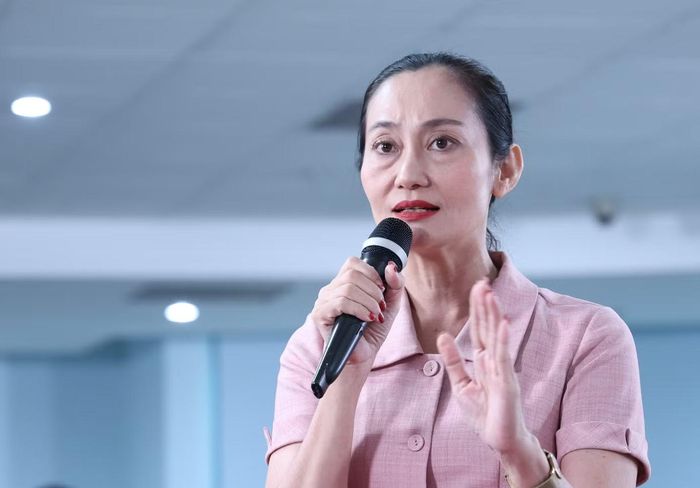 Diễn viên Hạnh Thúy góp ý việc xây dựng hình tượng thanh niên cho phim ảnh nước nhà.