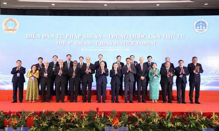 Việt Nam đăng cai tổ chức Diễn đàn lần thứ tư có ý nghĩa quan trọng trong bối cảnh ASEAN và Trung Quốc kỷ niệm 5 năm thiết lập quan hệ đối tác chiến lược toàn diện.