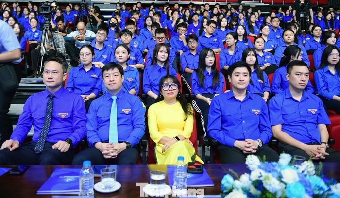 Đại biểu tham dự Gala và lễ trao giải "Thanh niên sống đẹp" năm 2026. Ảnh: Xuân Tùng