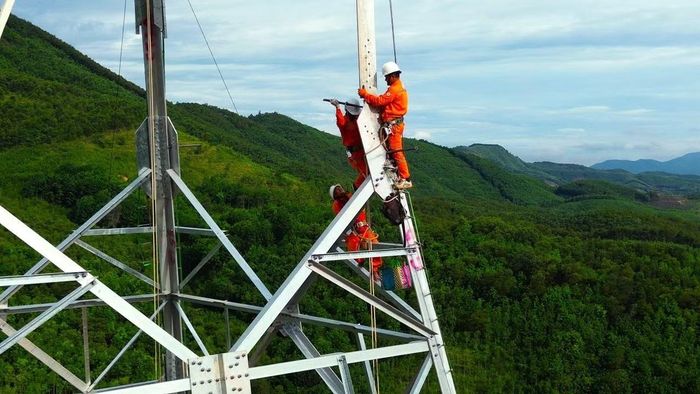 EVNNPT là chủ đầu đầu tư đường dây 500kV mạch 3 Quảng Trạch - Phố Nối.