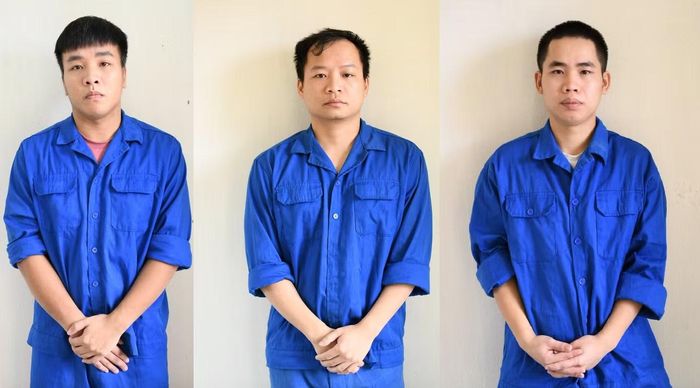 Các bị can (lần lượt từ trái qua phải) Vũ Tùng Linh, Lê Đức Hùng, Nguyễn Văn Nam