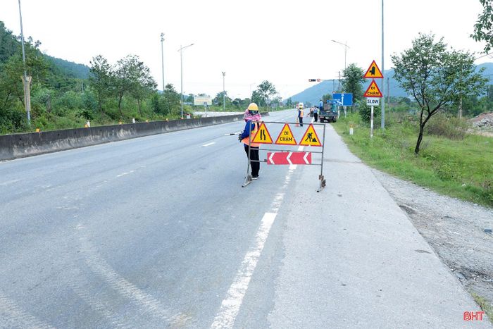 Theo đánh giá của Cục Đường bộ Việt Nam, công tác sửa chữa, bảo trì trên quốc lộ 1 đoạn Nam cầu Bến Thủy tới Bắc tuyến tránh TP Hà Tĩnh (cũ) chưa thực hiện hoặc có thực hiện nhưng không đảm bảo yêu cầu kỹ thuật theo quy định.