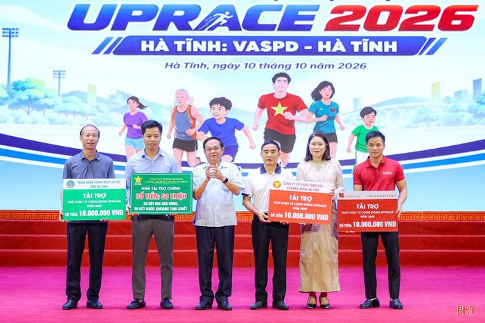 Hội Bảo trợ Người khuyết tật và Trẻ mồ côi tỉnh tiếp nhận nguồn lực tài trợ từ các đơn vị.