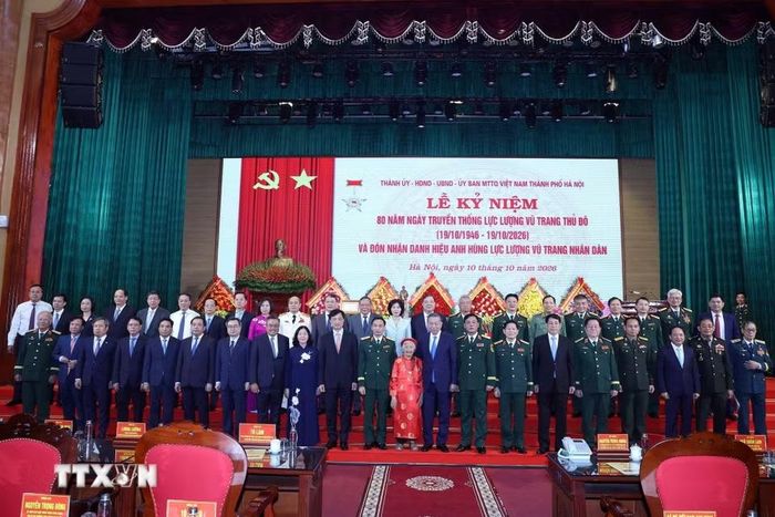 Tổng Bí thư, Chủ tịch nước Tô Lâm và các đại biểu. (Ảnh: Thống Nhất/TTXVN)