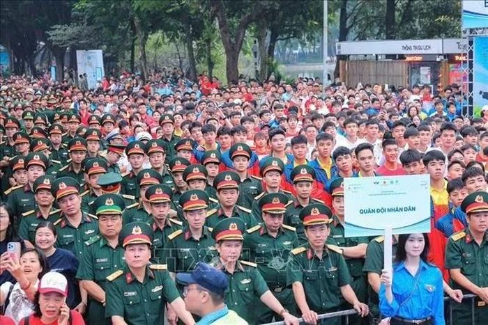 Cùng với điểm cầu trung tâm tại Thủ đô, chương trình tạo thành một mạng lưới hưởng ứng trên phạm vi 34 tỉnh, thành. Dự kiến, riêng tại Hà Nội có khoảng 10.000-12.000 người tham gia.