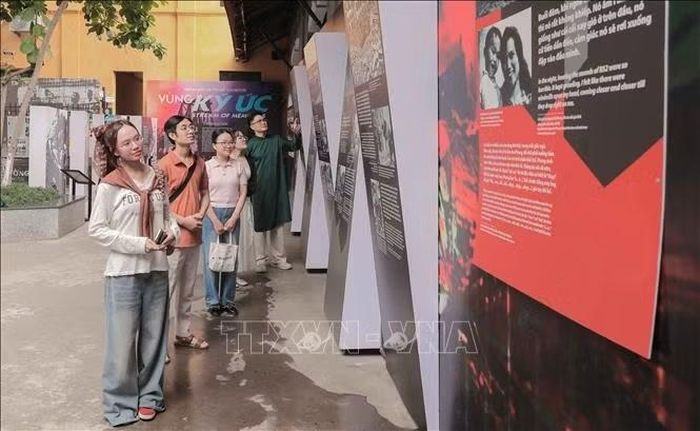 Di tích Nhà tù Hỏa Lò là nơi lưu giữ nhiều hiện vật, tư liệu lịch sử quý giá, tái hiện tinh thần đấu tranh kiên cường của các chiến sĩ cách mạng, đồng thời là địa chỉ giáo dục truyền thống yêu nước cho thế hệ trẻ.