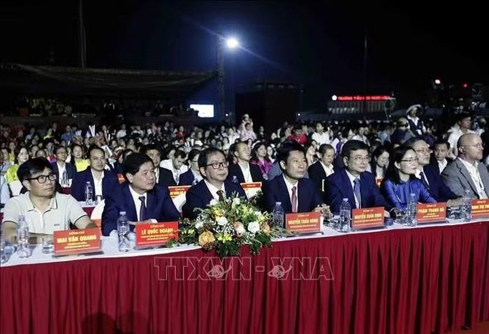 Đại biểu tham dự buổi lễ. Ảnh: Quang Quyết - TTXVN