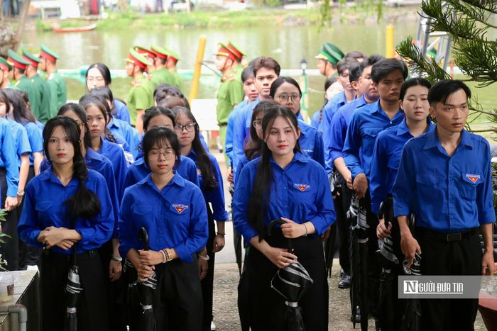 Lực lượng đoàn viên thanh niên có mặt tại chương trình.
