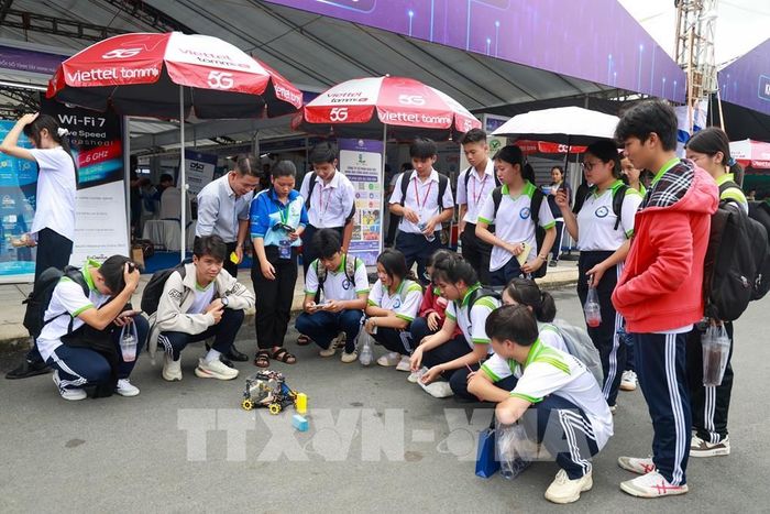 Hội thi Khởi nghiệp đổi mới sáng tạo năm 2026 góp phần thúc đẩy tinh thần sáng tạo, khơi dậy ý tưởng khởi nghiệp trong học sinh, sinh viên. Ảnh: Giang Phương - TTXVN