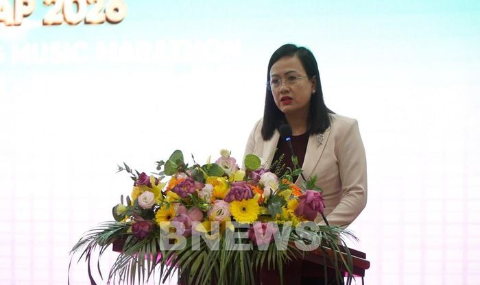 Bà Nguyễn Thị Kim Chi, Phó Giám đốc Sở Văn hóa, Thể thao và Du lịch tỉnh Đồng Tháp phát biểu tại hội thảo. Ảnh: Nhựt An - TTXVN