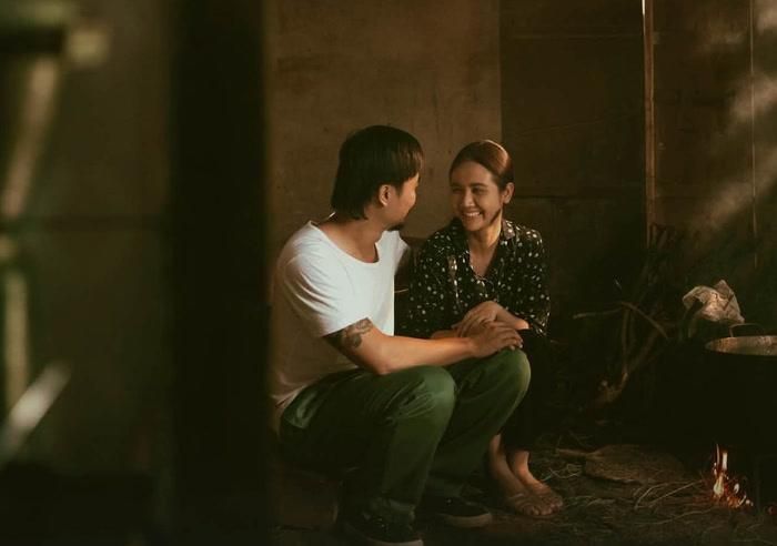 Hạnh (Huyền Lizzie) và Toản (Duy Hưng) dần tìm thấy sự đồng cảm sau những biến cố, họ quyết định về chung một mái nhà.
