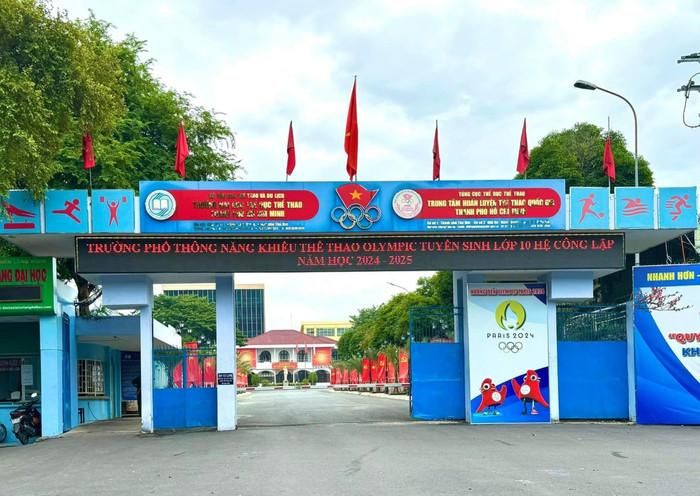 Hình ảnh Cổng trường Đại học TDTT TP. Hồ Chí Minh