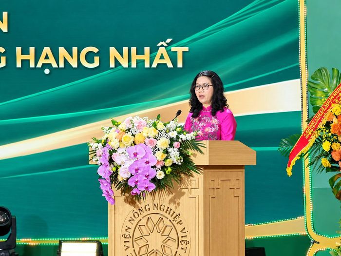 GS.TS Nguyễn Thị Lan, Giám đốc Học viện Nông nghiệp Việt Nam phát biểu tại buổi Lễ.
