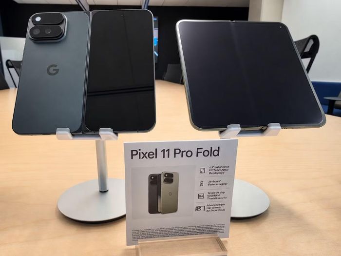 Dù đã được cải tiến, Pixel 11 Pro Fold vẫn chưa loại bỏ hoàn toàn nếp gấp trên màn hình