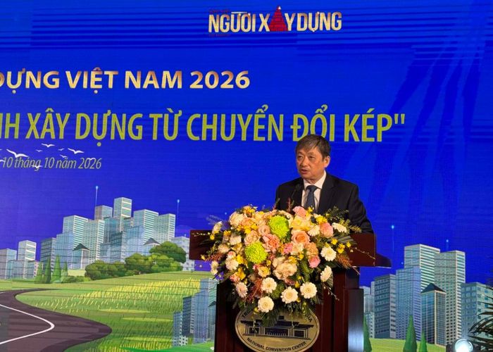 TS. Đặng Việt Dũng, Chủ tịch Tổng hội Xây dựng Việt Nam, phát biểu khai mạc diễn đàn.