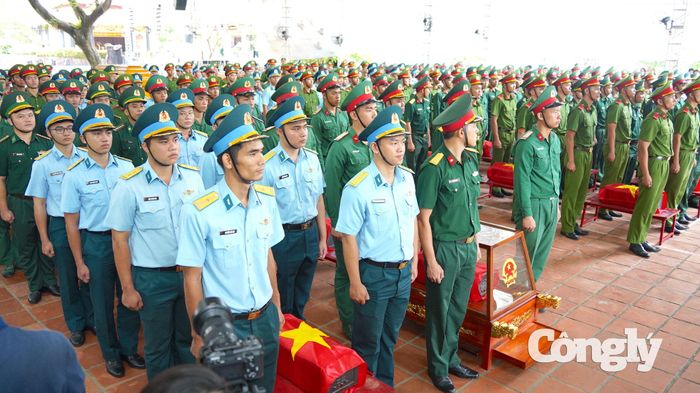 Các phương án bảo đảm an ninh trật tự, điều tiết giao thông và phòng cháy, chữa cháy cũng được triển khai. Tổ y tế lưu động chuẩn bị nhân lực, thuốc thiết yếu để kịp thời chăm sóc sức khỏe đại biểu khi cần thiết.