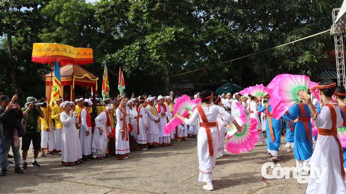 Tiết mục văn nghệ đặc sắc.